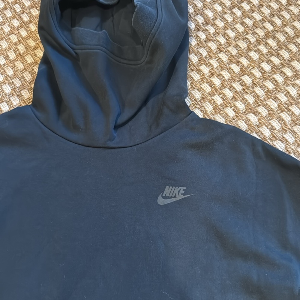 Nike Black Hoodie - Picture 3 of 9